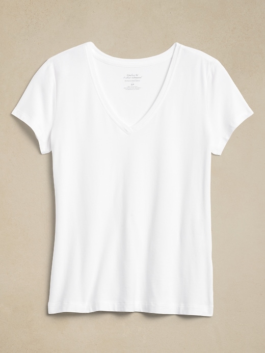 Image number 8 showing, Timeless V-Neck T-Shirt