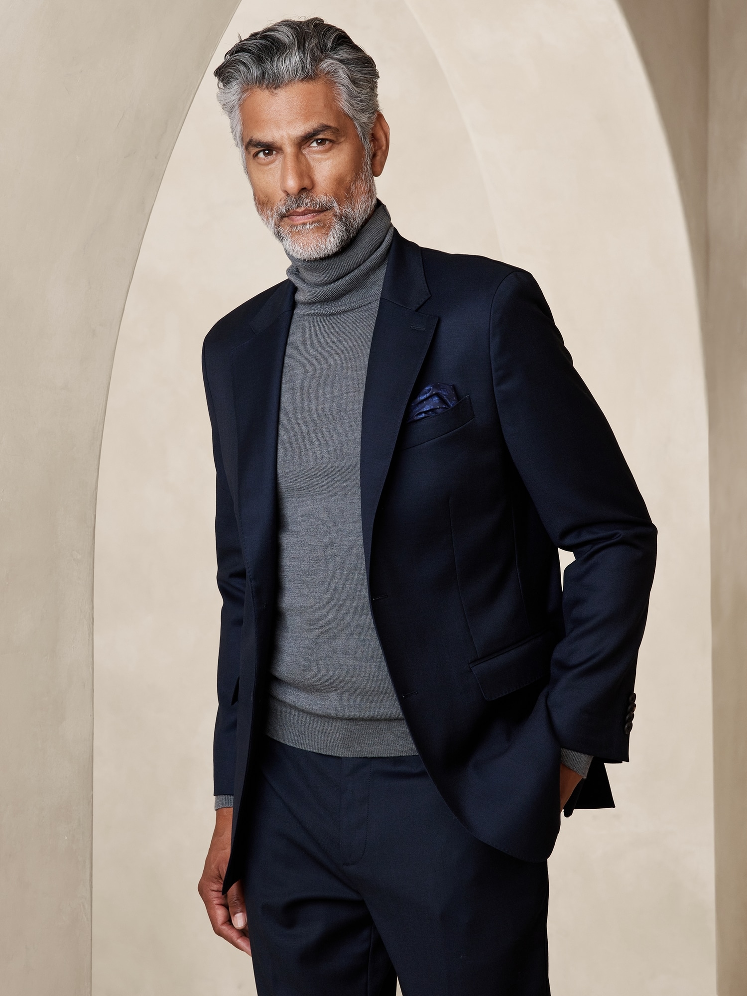 Tailored-Fit Luxe Wool-Blend Suit Jacket