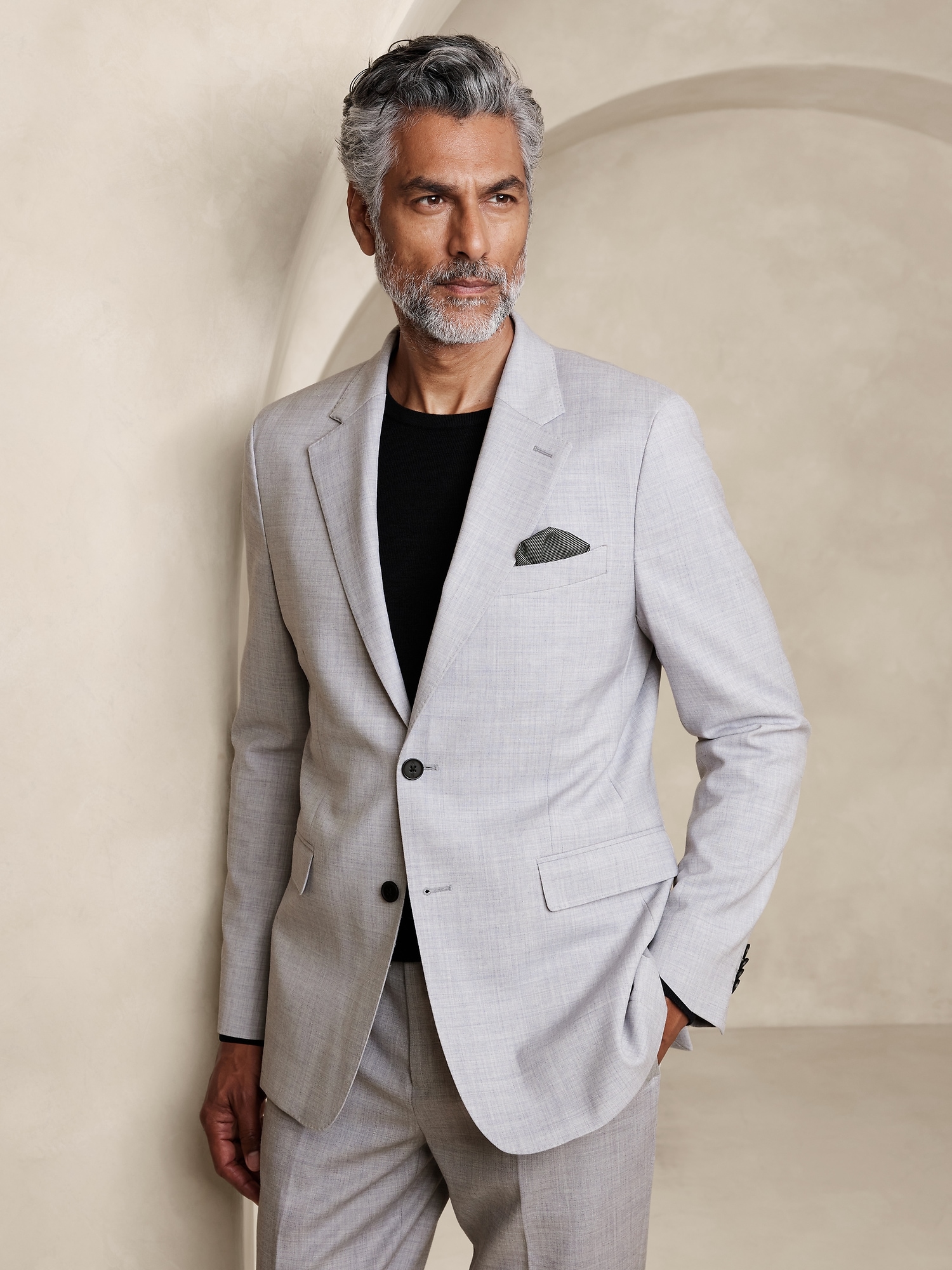 Tailored-Fit Luxe Wool-Blend Suit Jacket | Banana Republic Factory