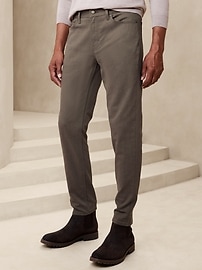 Athletic-Fit Travel Pant