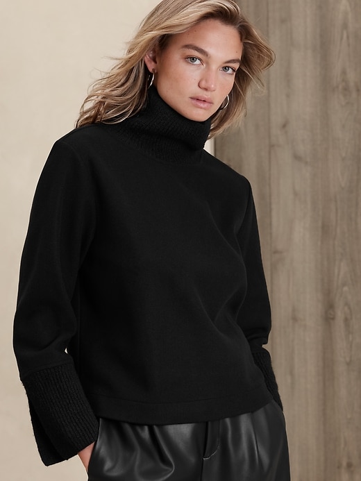 【SCENERITY】Turtleneck brushed sweatshirt Brushed Turtleneck Sweatshirt | Banana Republic Factory