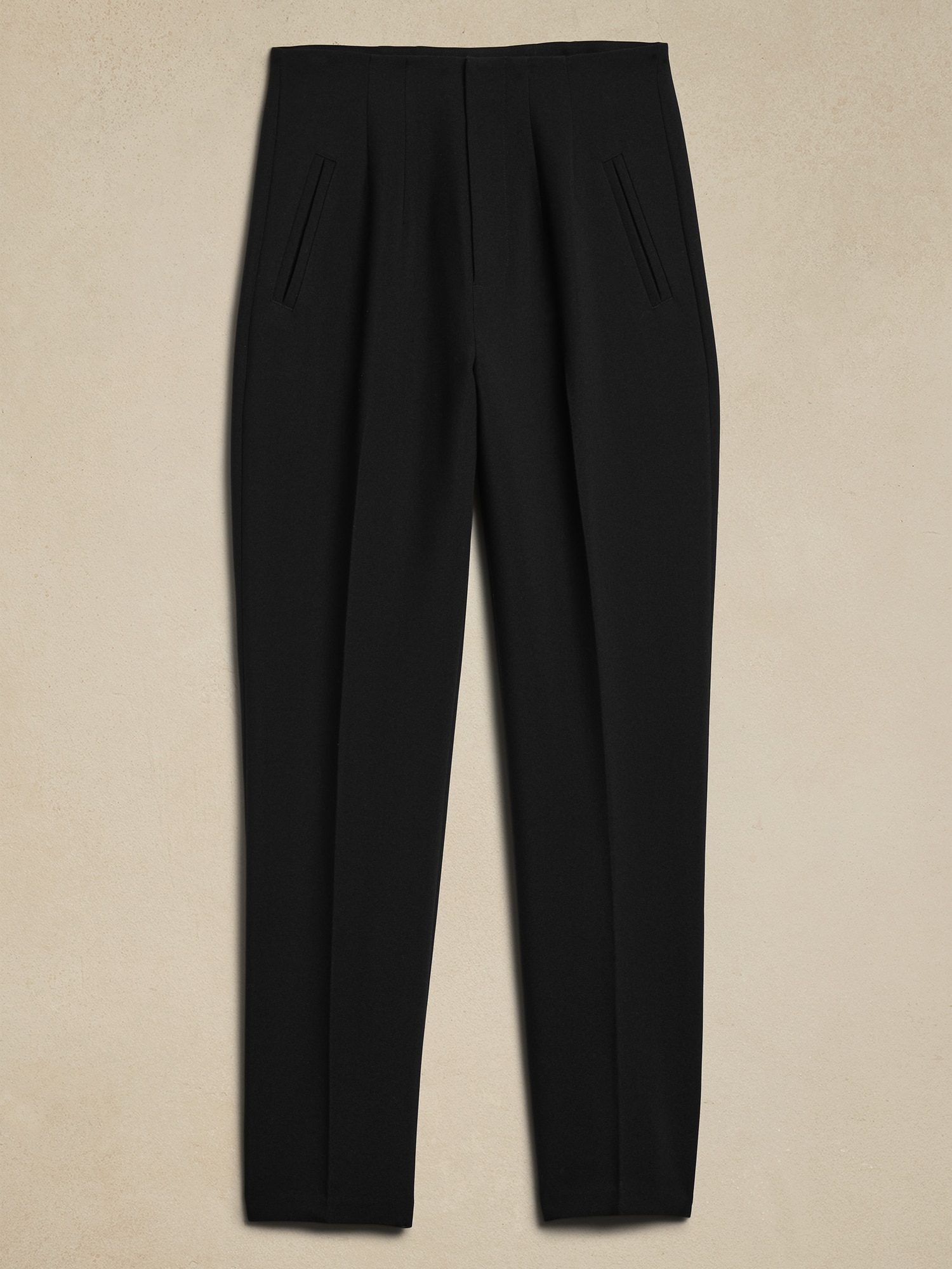 Ultra High-Rise Tapered Pant