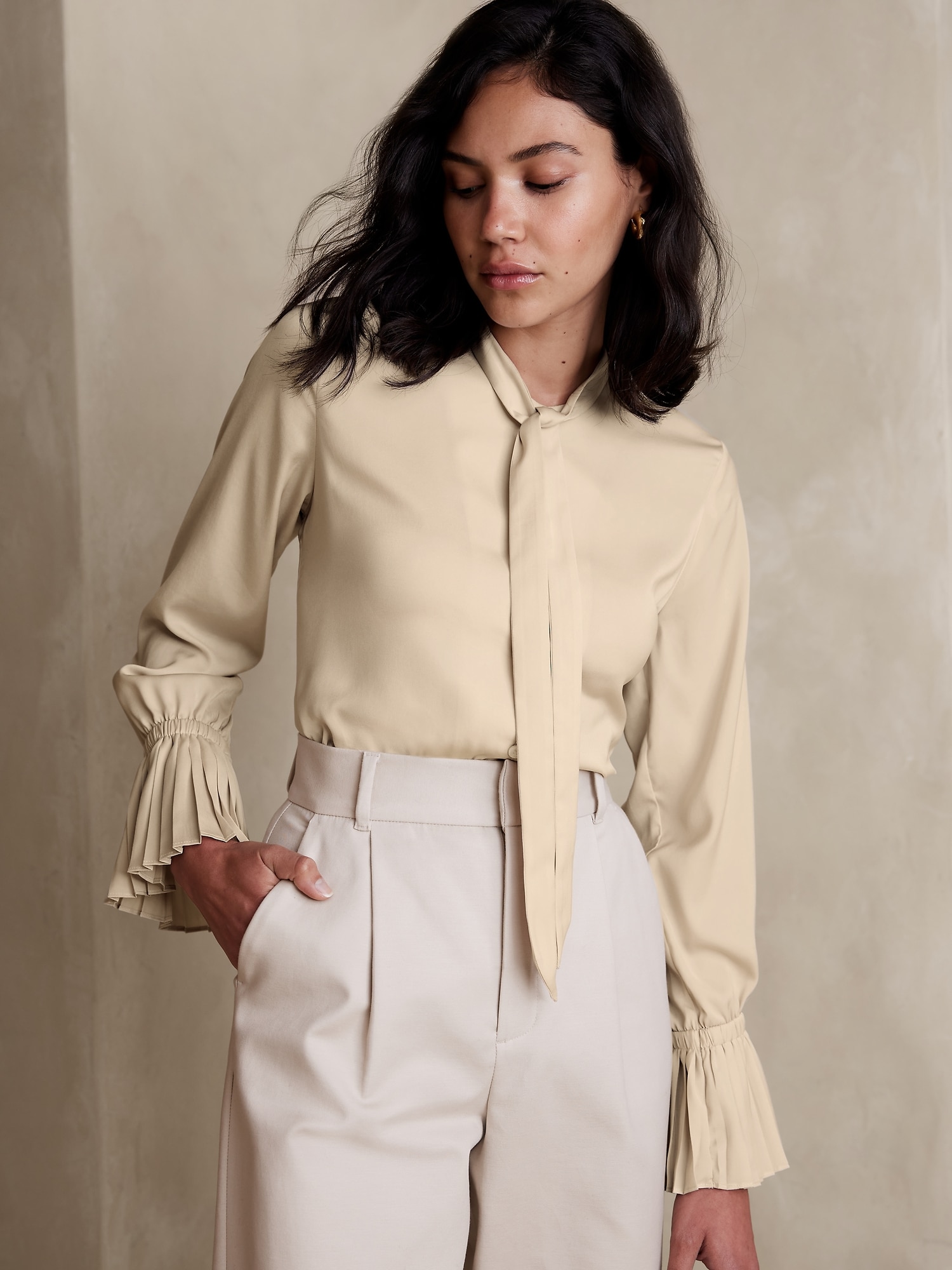 Pleat-Cuff Blouse | Banana Republic Factory