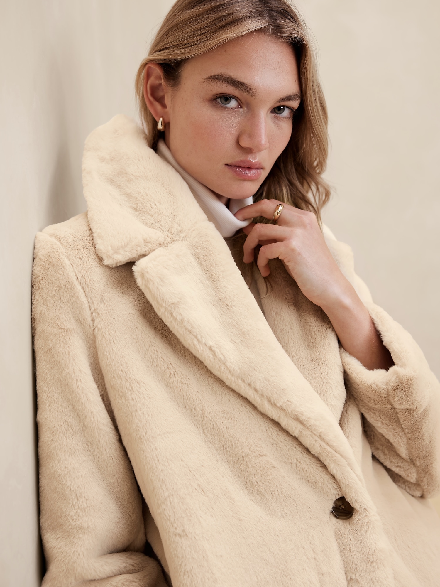 Womens cream faux fur on sale coat