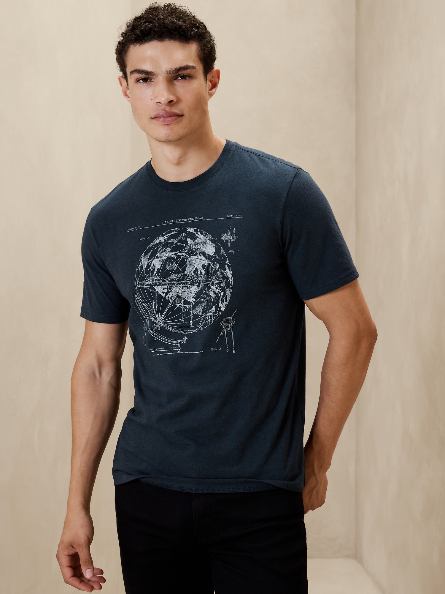 Zodiac Globe Graphic T-Shirt