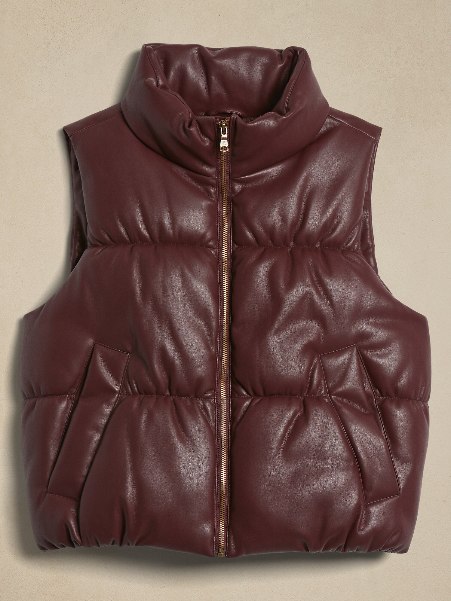 【SCENERITY】Vegan Padded Vest Padded vest | PORSCHE SHOP