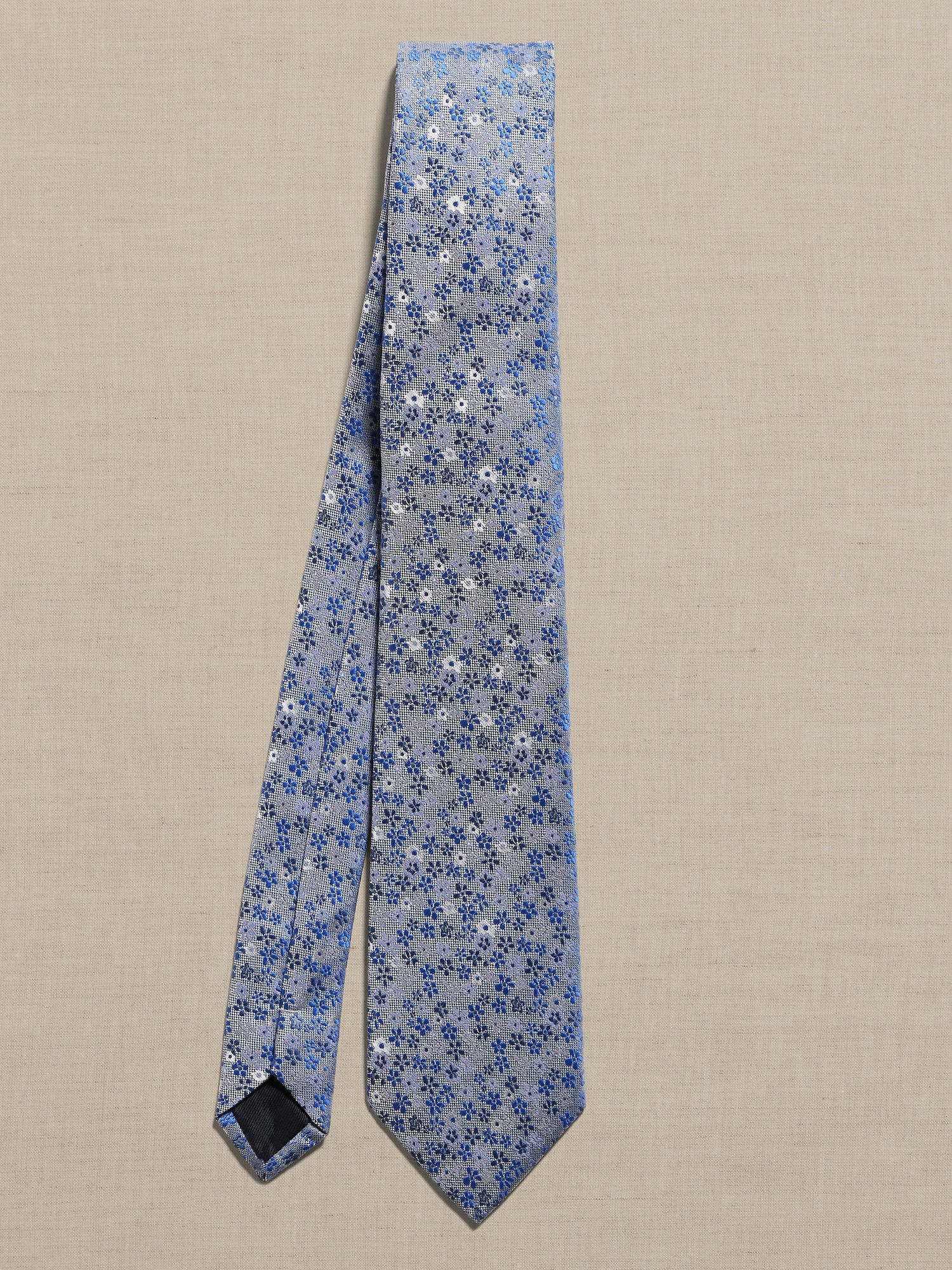 Micro Floral Tie