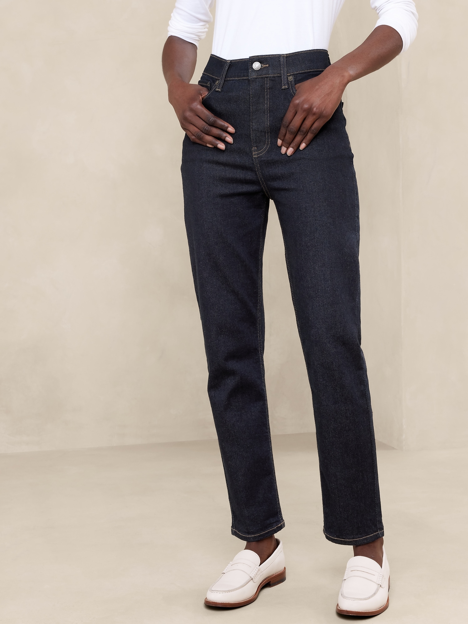 Ultra High-Rise Slim Jean