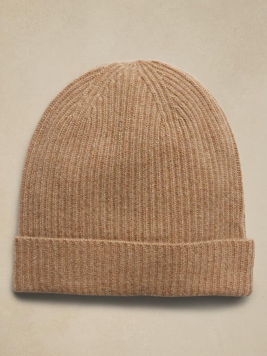 Cashmere Beanie | Banana Republic Factory display picture 1