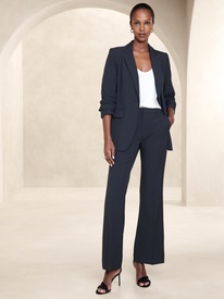 BananaRepublic --- whaaa?? A women's three piece suit! This is how I want  to look for the wedding. Nee…