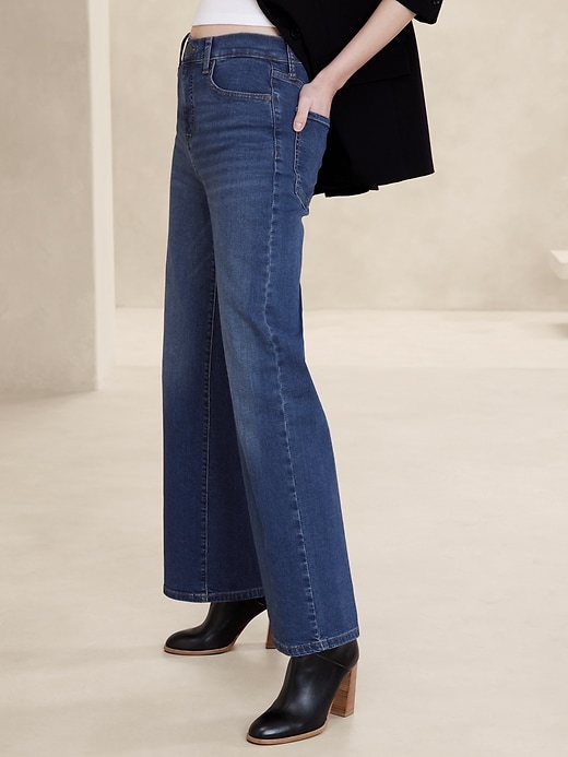 High-Rise Wide-Leg Jean