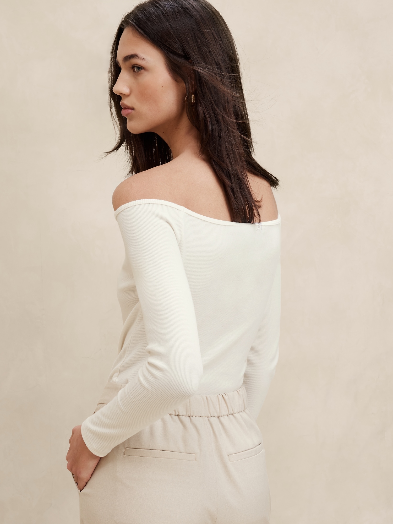 Ribbed Off-the-Shoulder Top