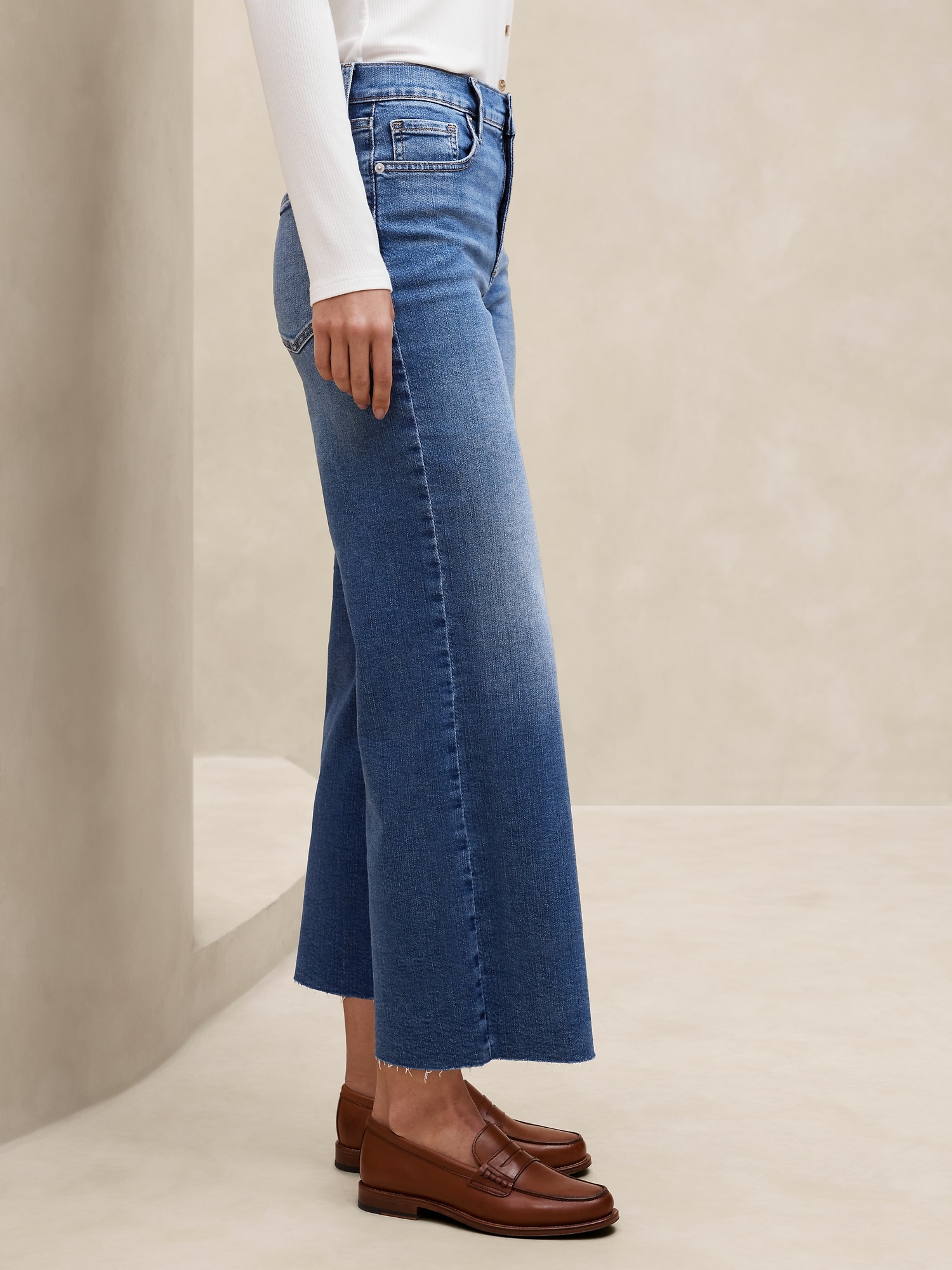 High-Rise Wide-Leg Crop Jean