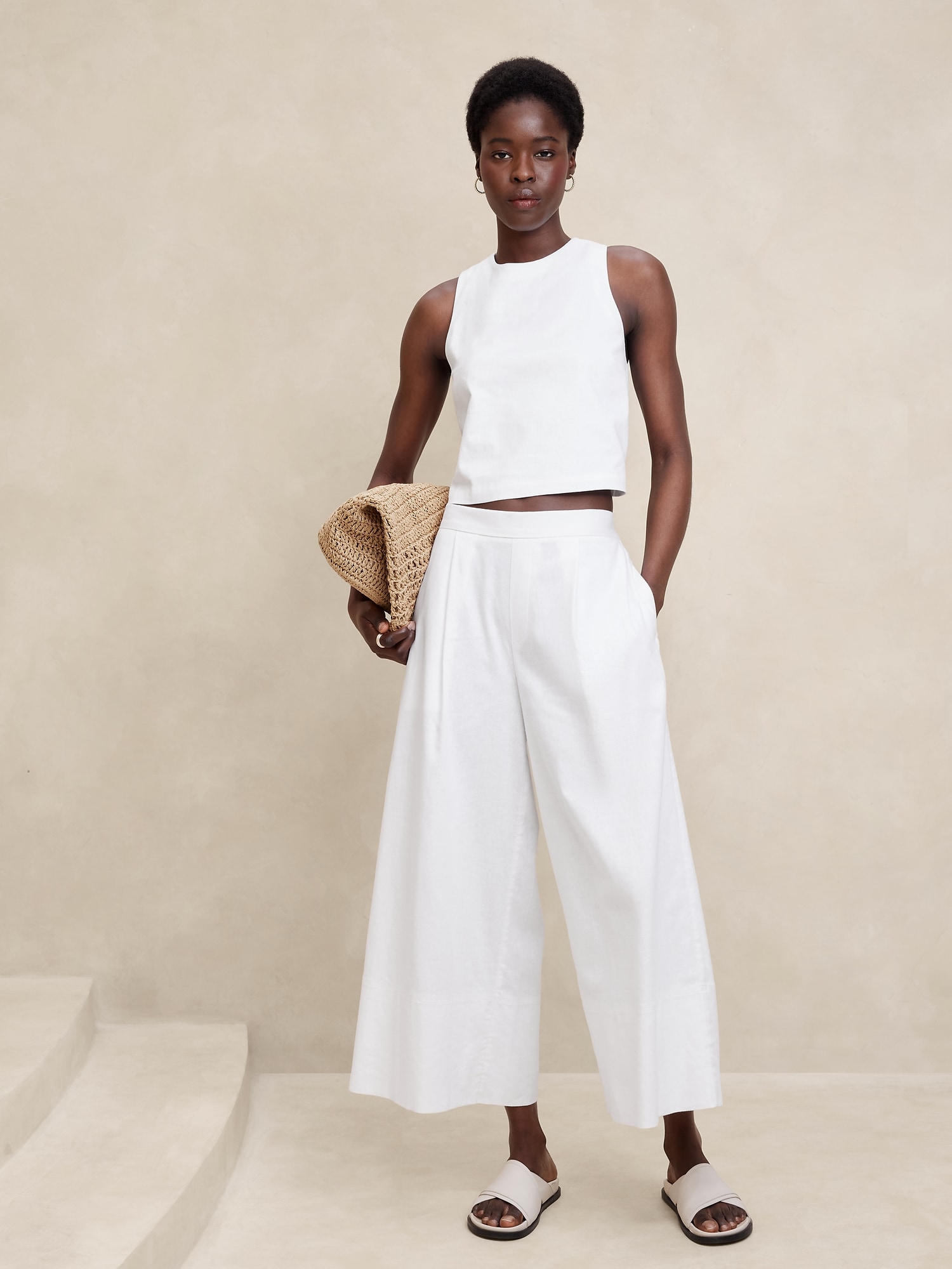 Linen-Cotton Cropped Shell