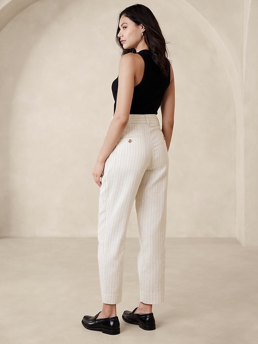 Linen-Blend Herringbone Pleated Pant
