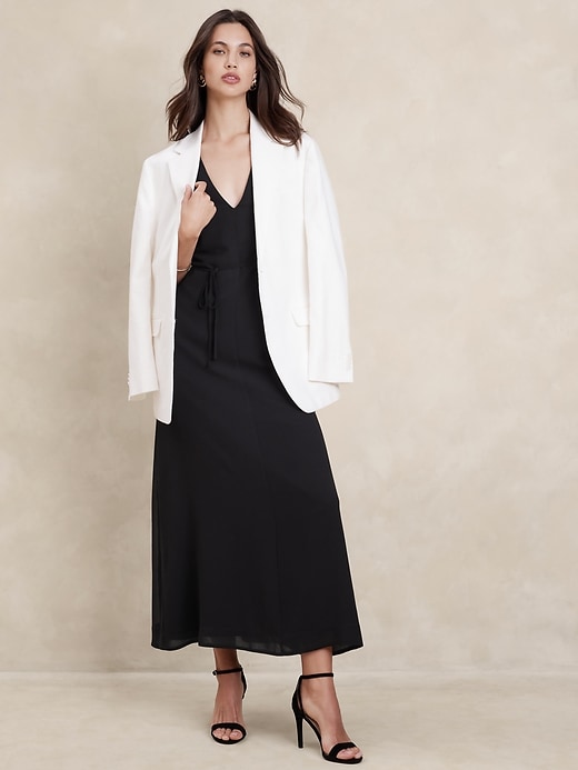 Chiffon Twist-Back Maxi Dress