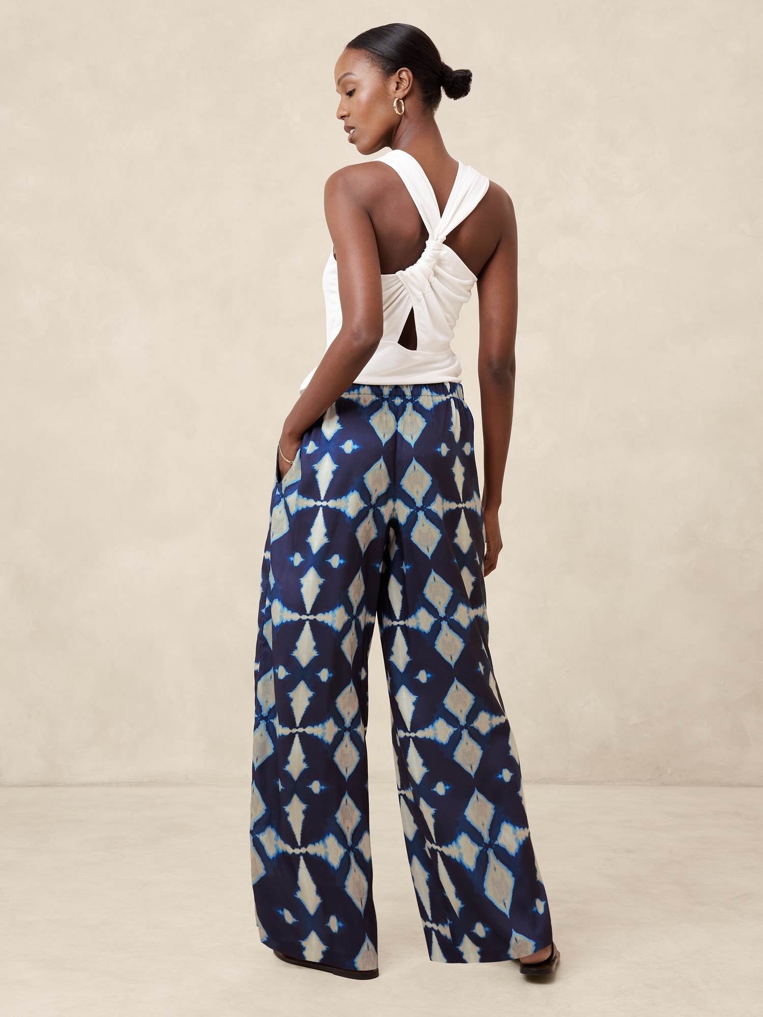 Relaxed Pull-On Pant
