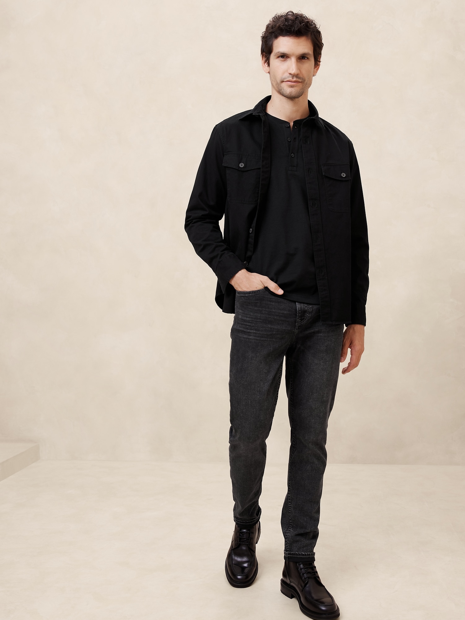 Slim Travel Jean