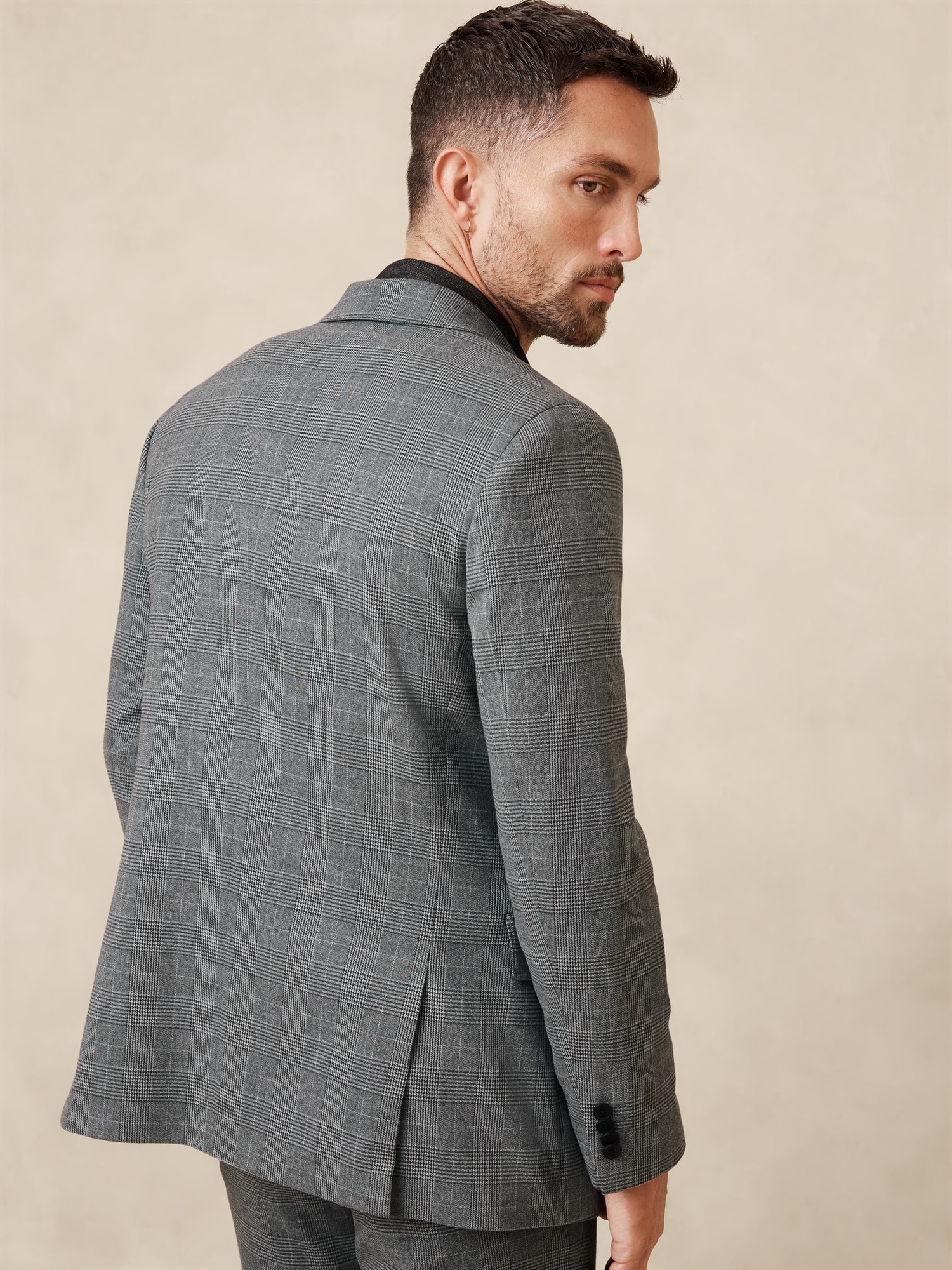 Tailored-Fit Gray Prince Of Wales Suit Jacket