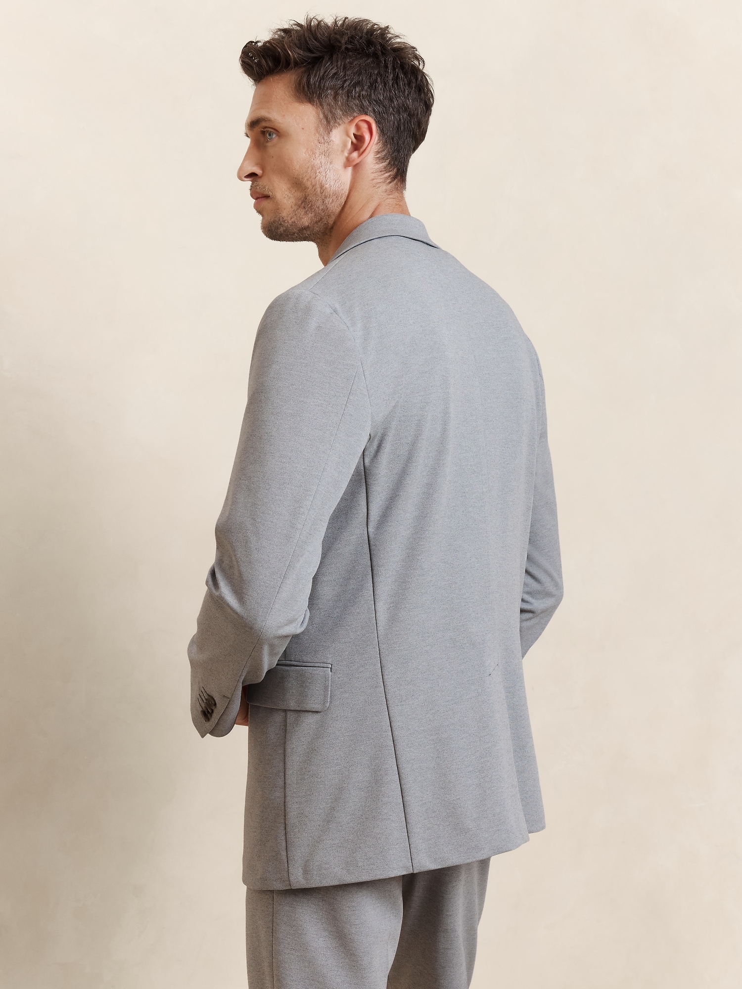 Tailored-Fit Lt Gray Knit Suit Jacket