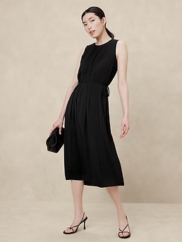 BANANA offers REPUBLIC SOLAIRE PLEATED MIDI DRESS