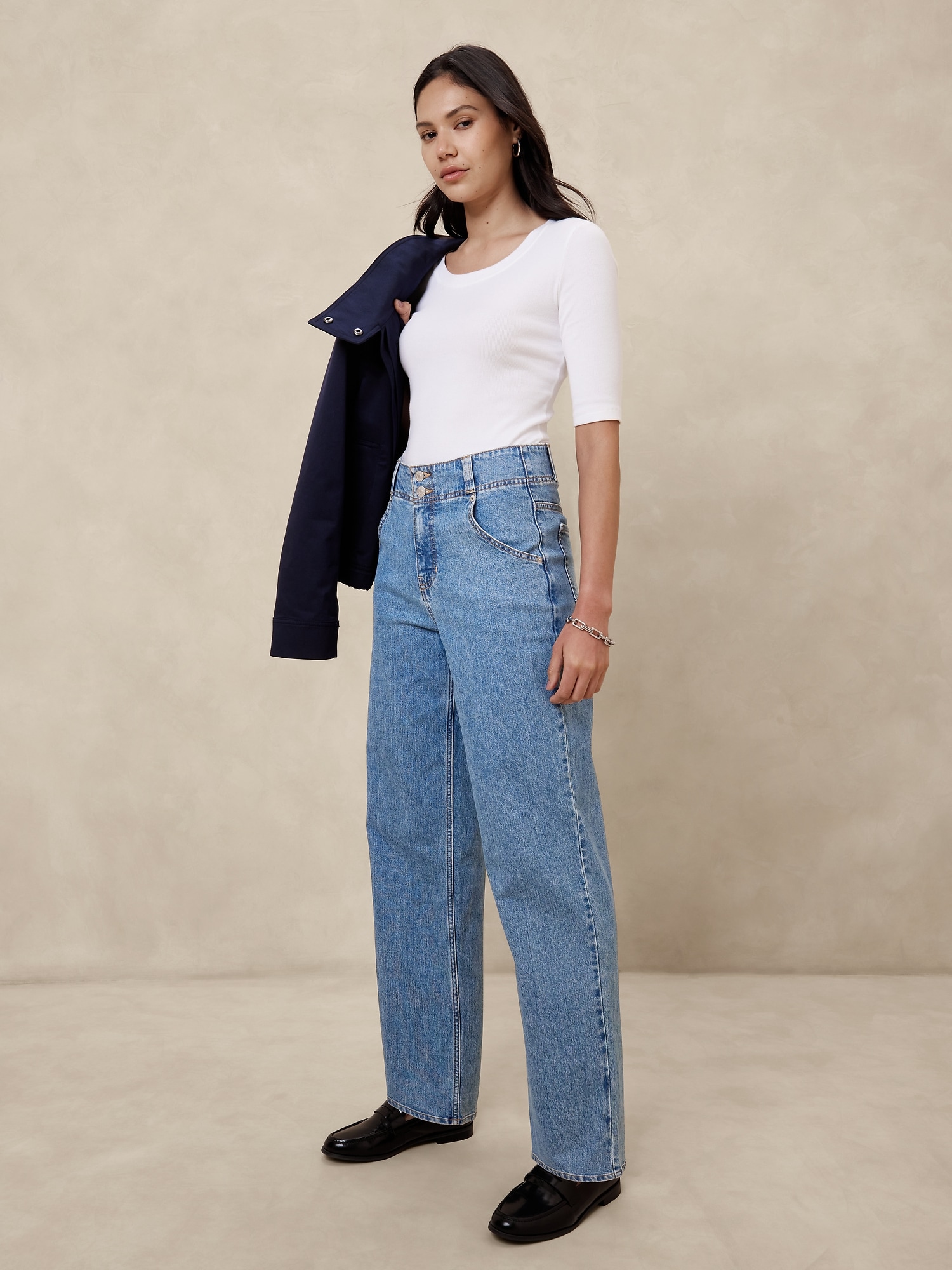 Ultra High-Rise Straight Jean