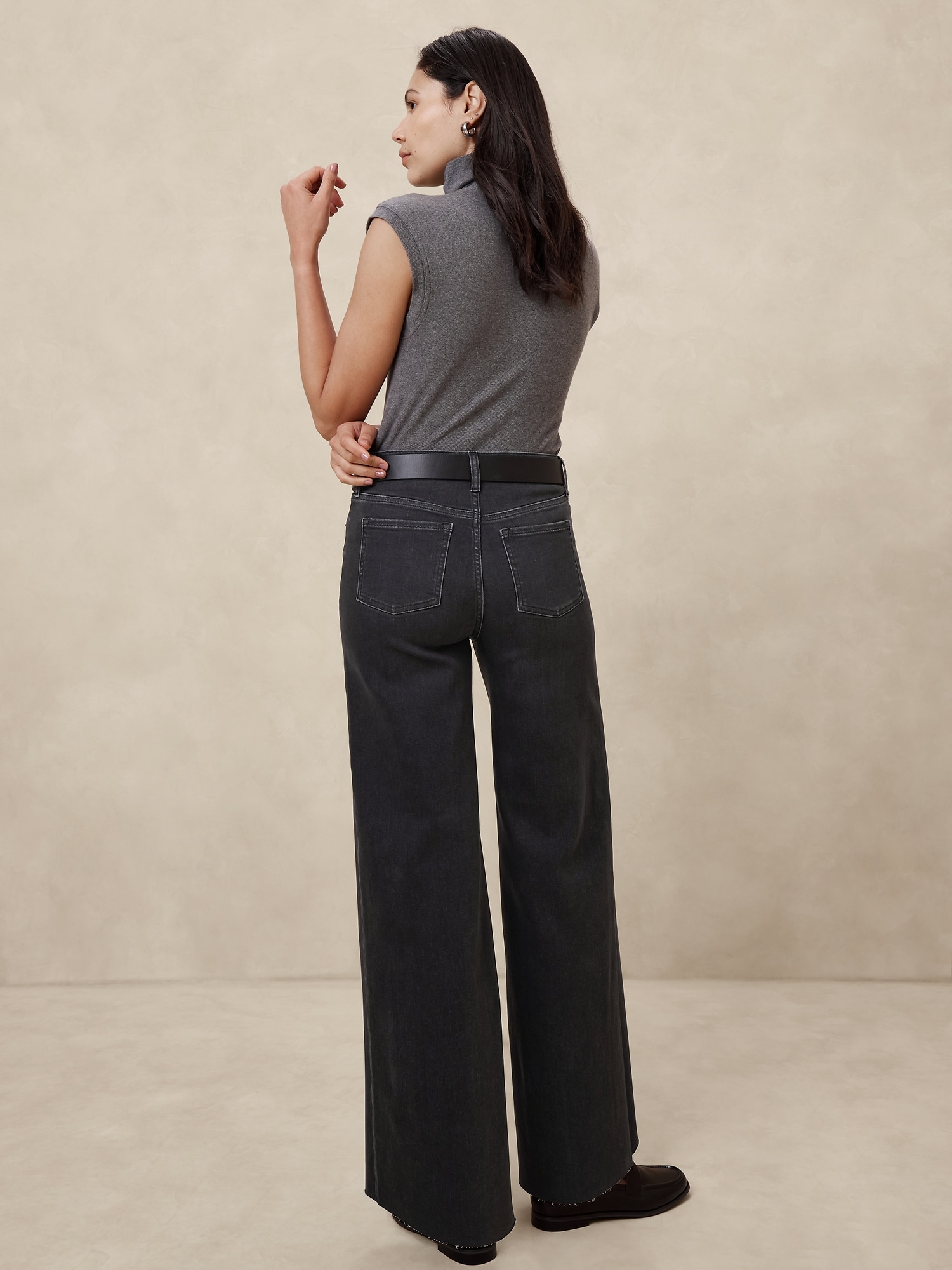 High-Rise Wide-Leg Jean