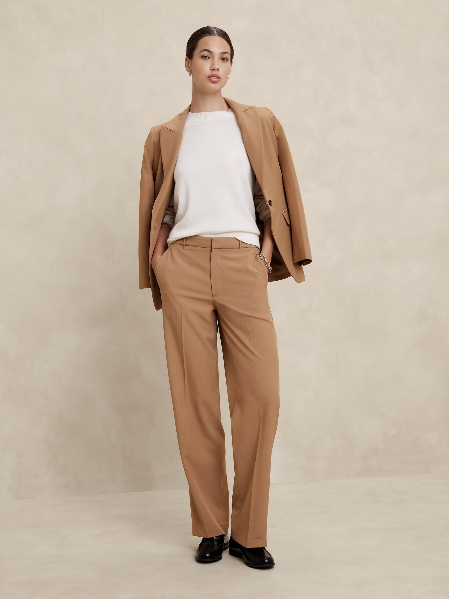 Sculpted Straight Pant