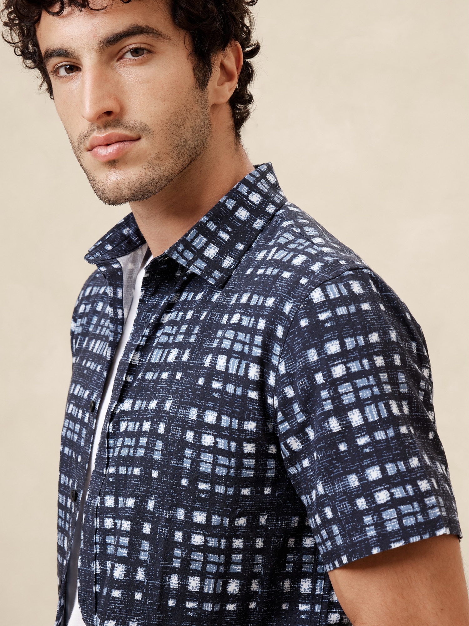 Slim Coastal Print Shirt