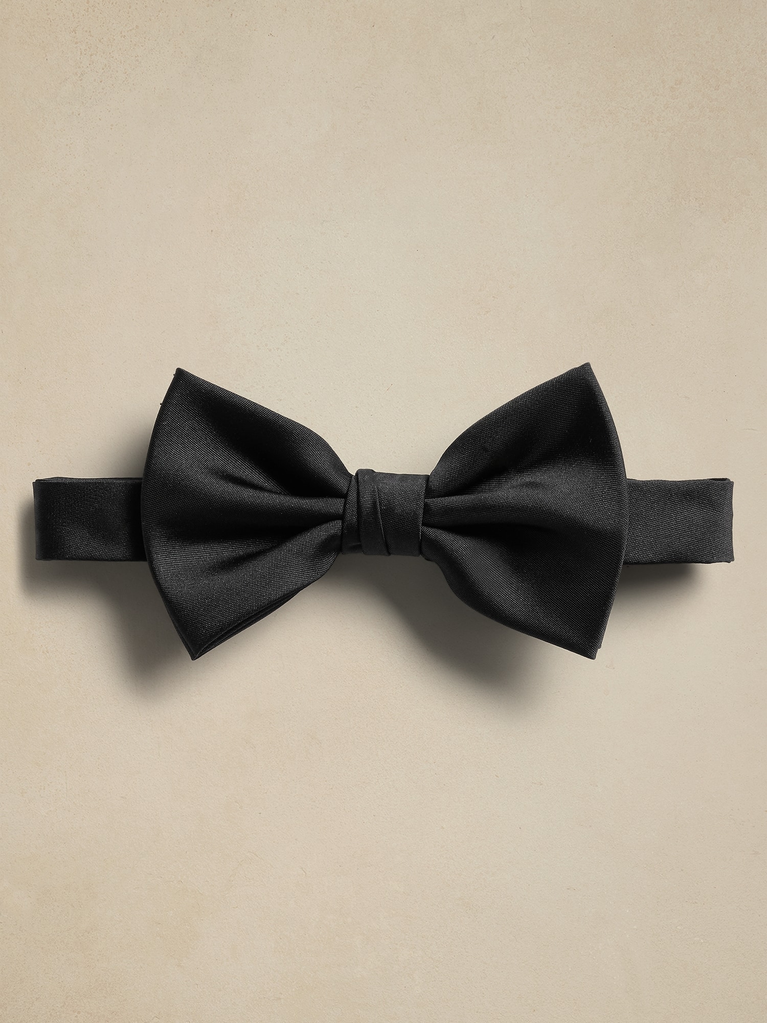 Classic Bow Tie