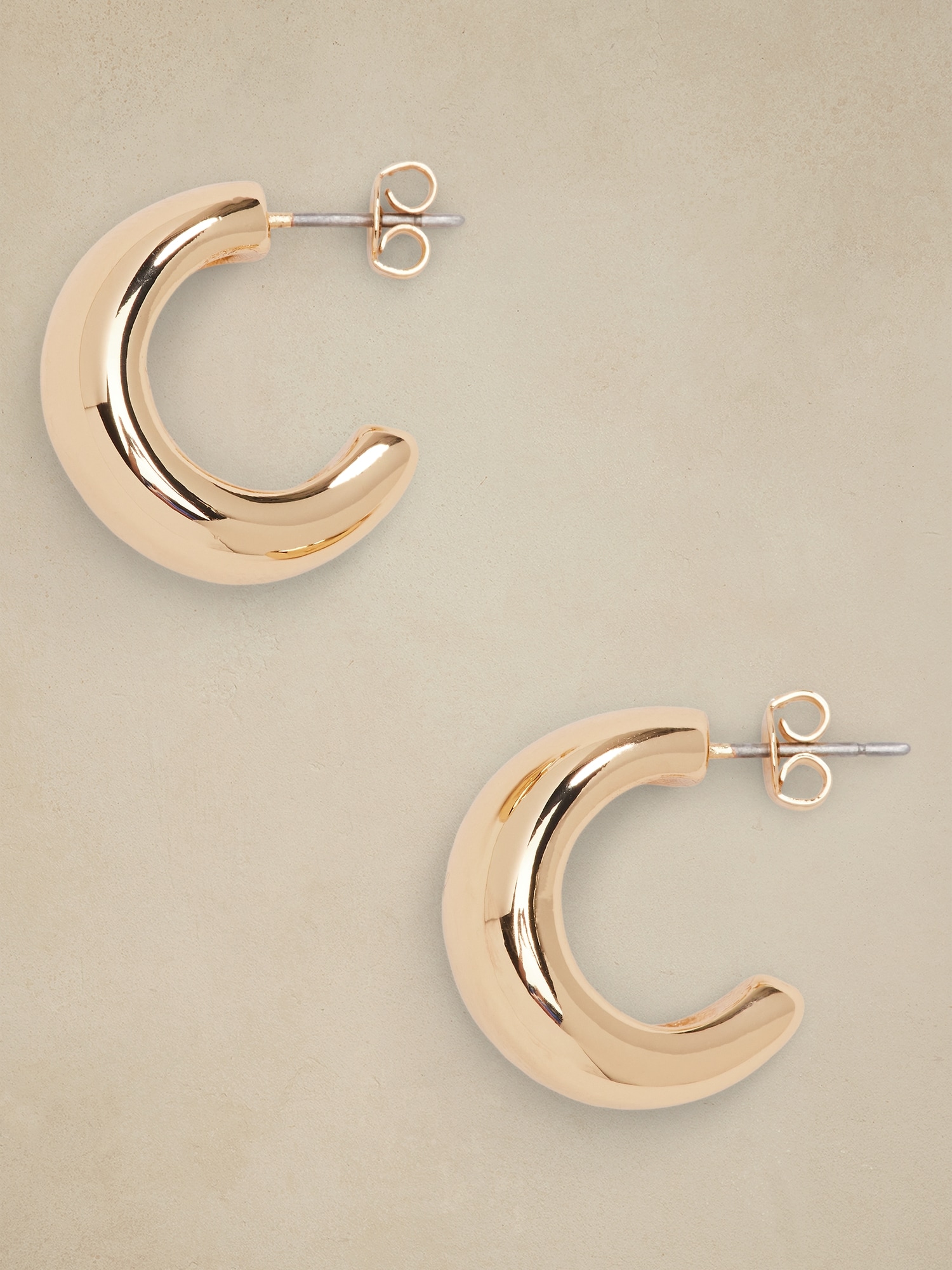 Chubby Curve Hoop Earrings - Gold