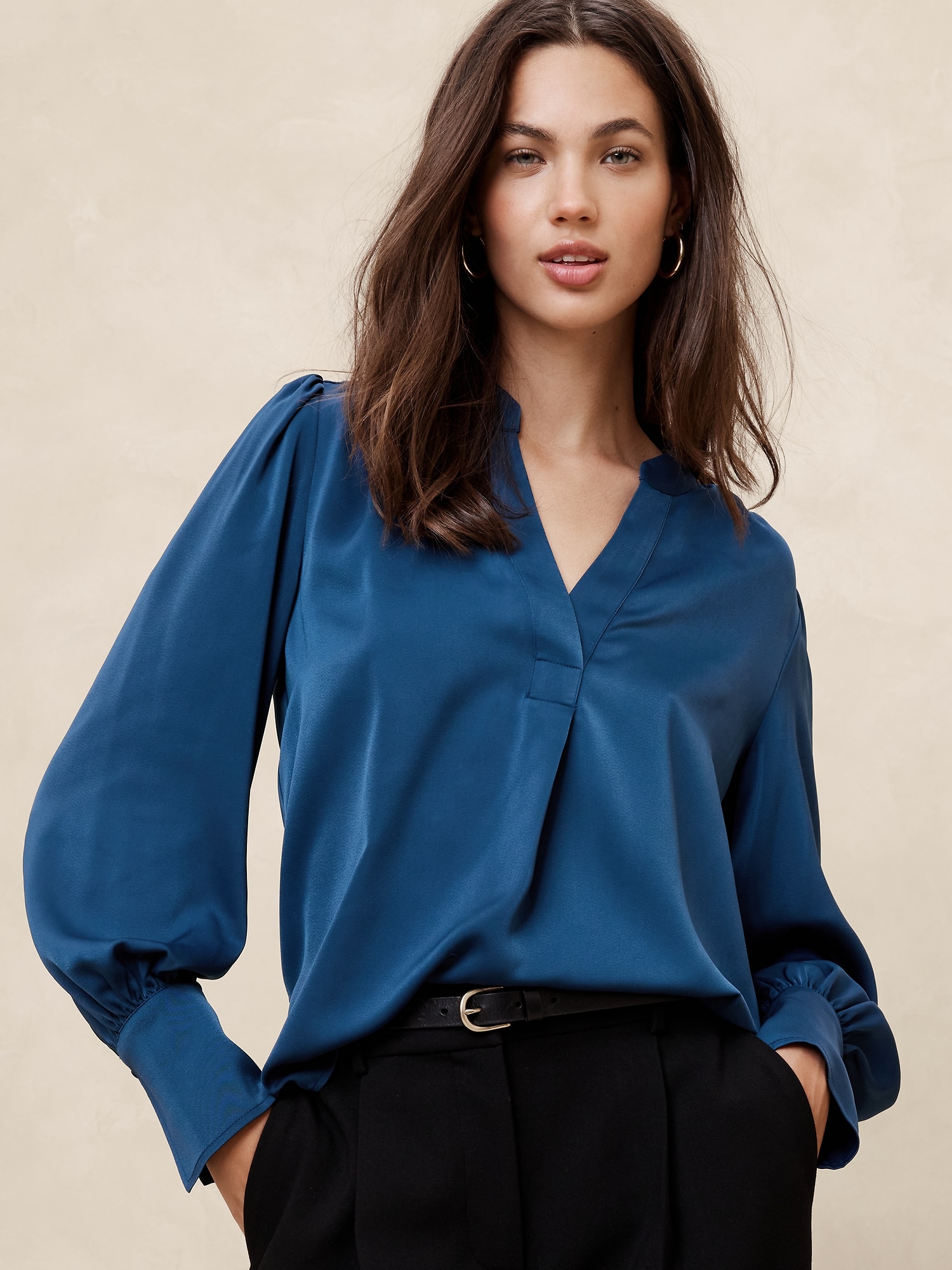 Crepe Volume-Sleeve Blouse