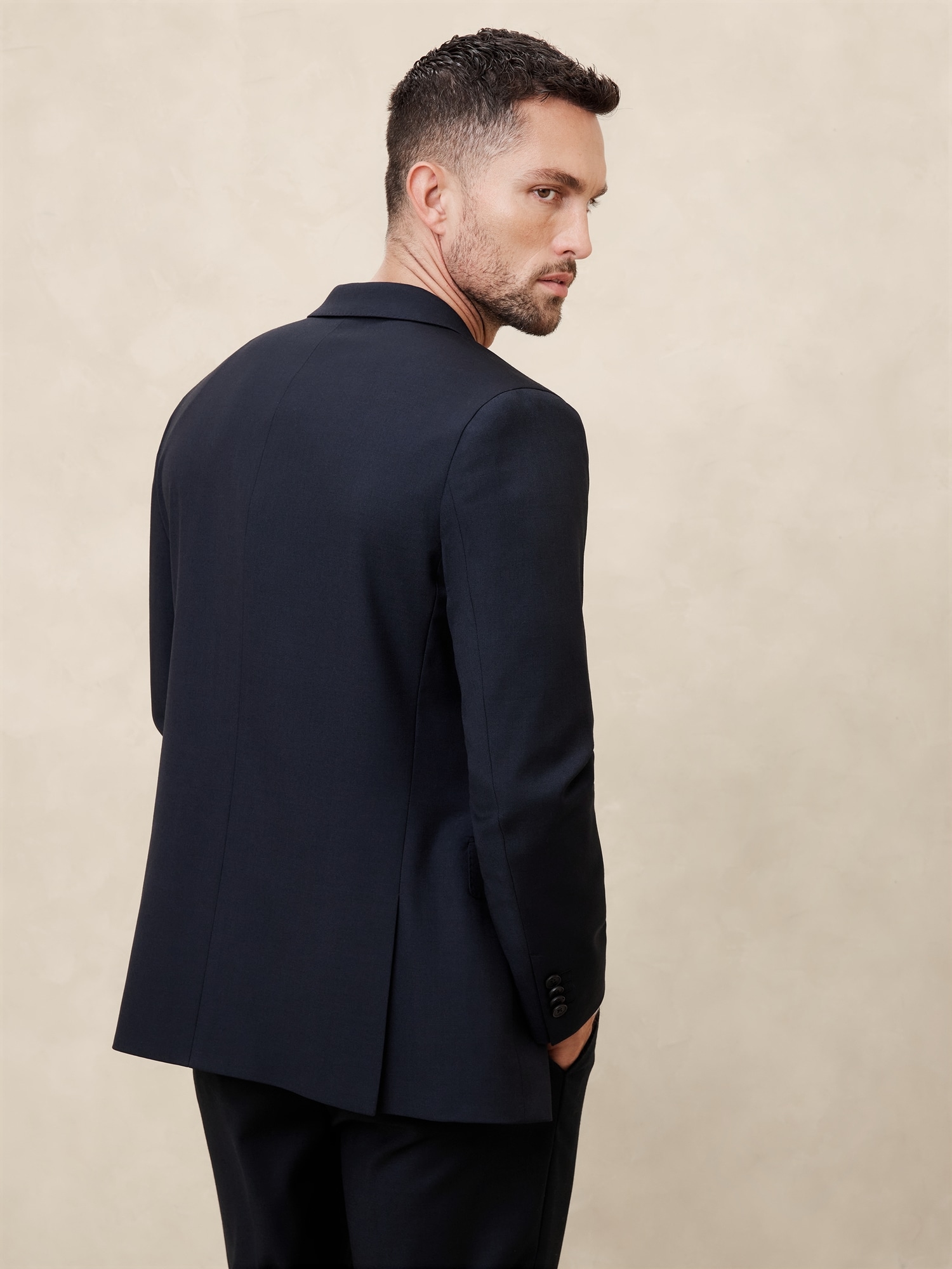 Tailored-Fit Luxe Wool-Blend Suit Jacket