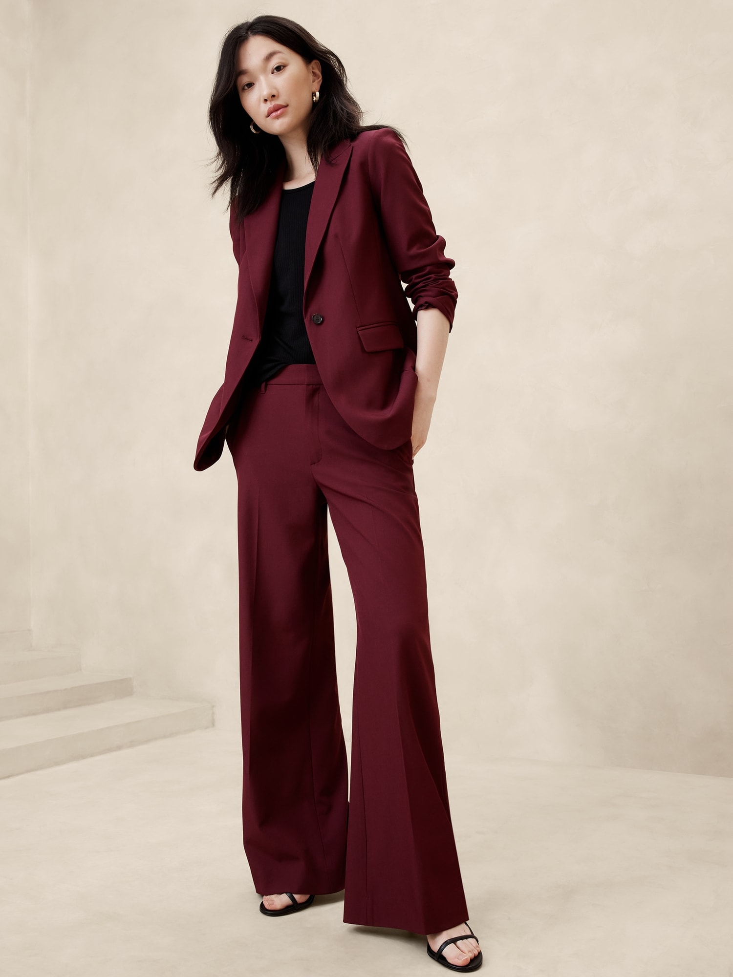 Sculpted Wide-Leg Trouser