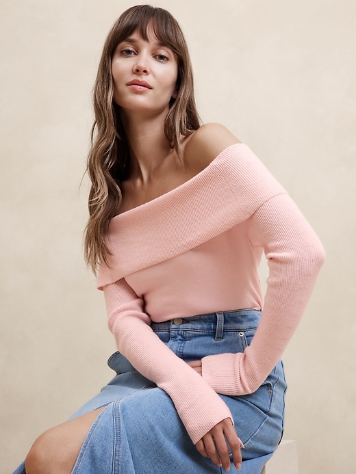 【ララ】 Off The Shoulder Pullover Off -The-Shoulder Pullover Sweater | Banana Republic Factory