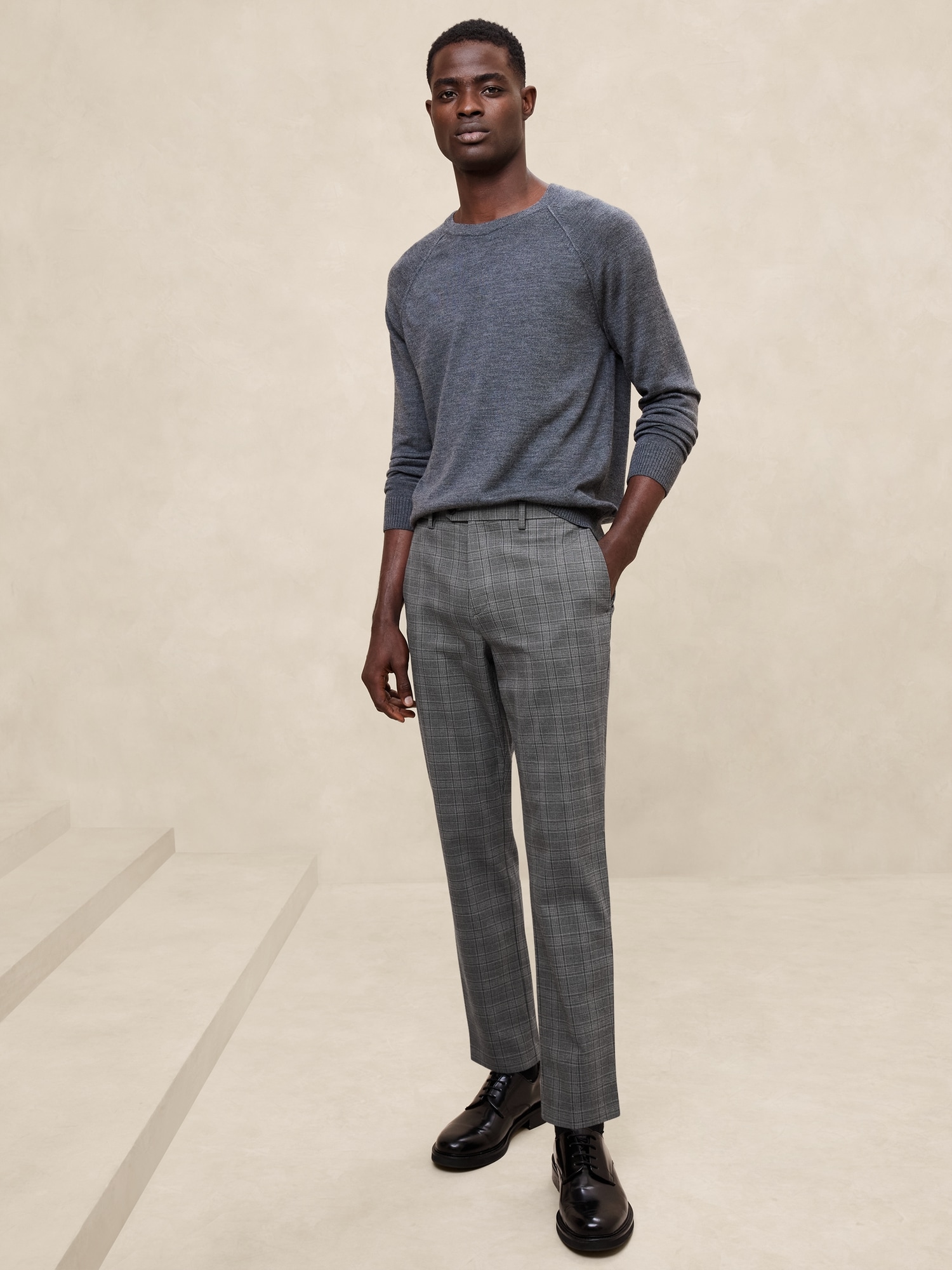 Grayson Slim Tapered Pant - Gray