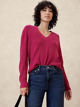 Ribbed Lightweight V-Neck Sweater | Banana Republic Factory