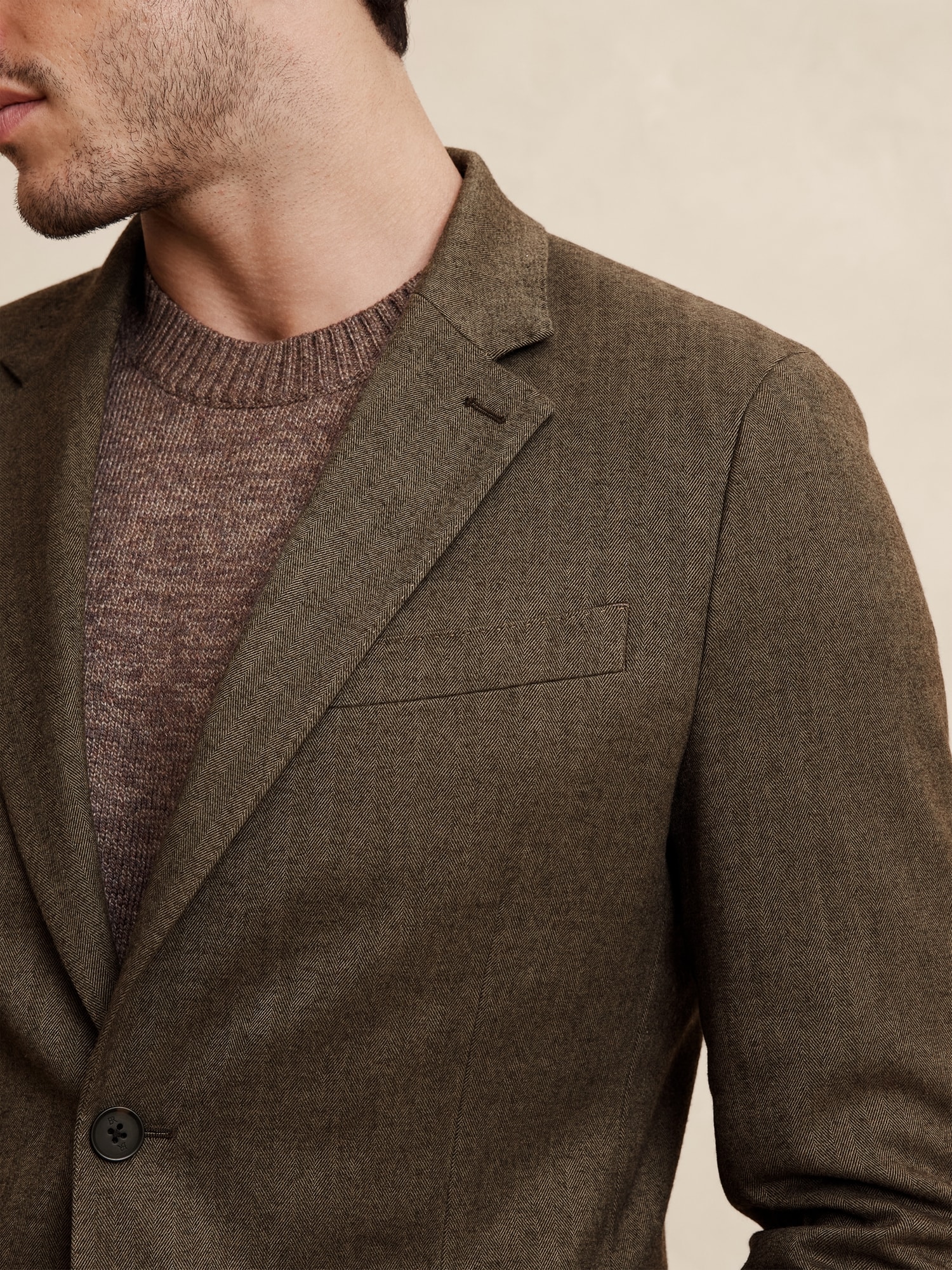 Tailored-Fit Flannel Herringbone Suit Jacket