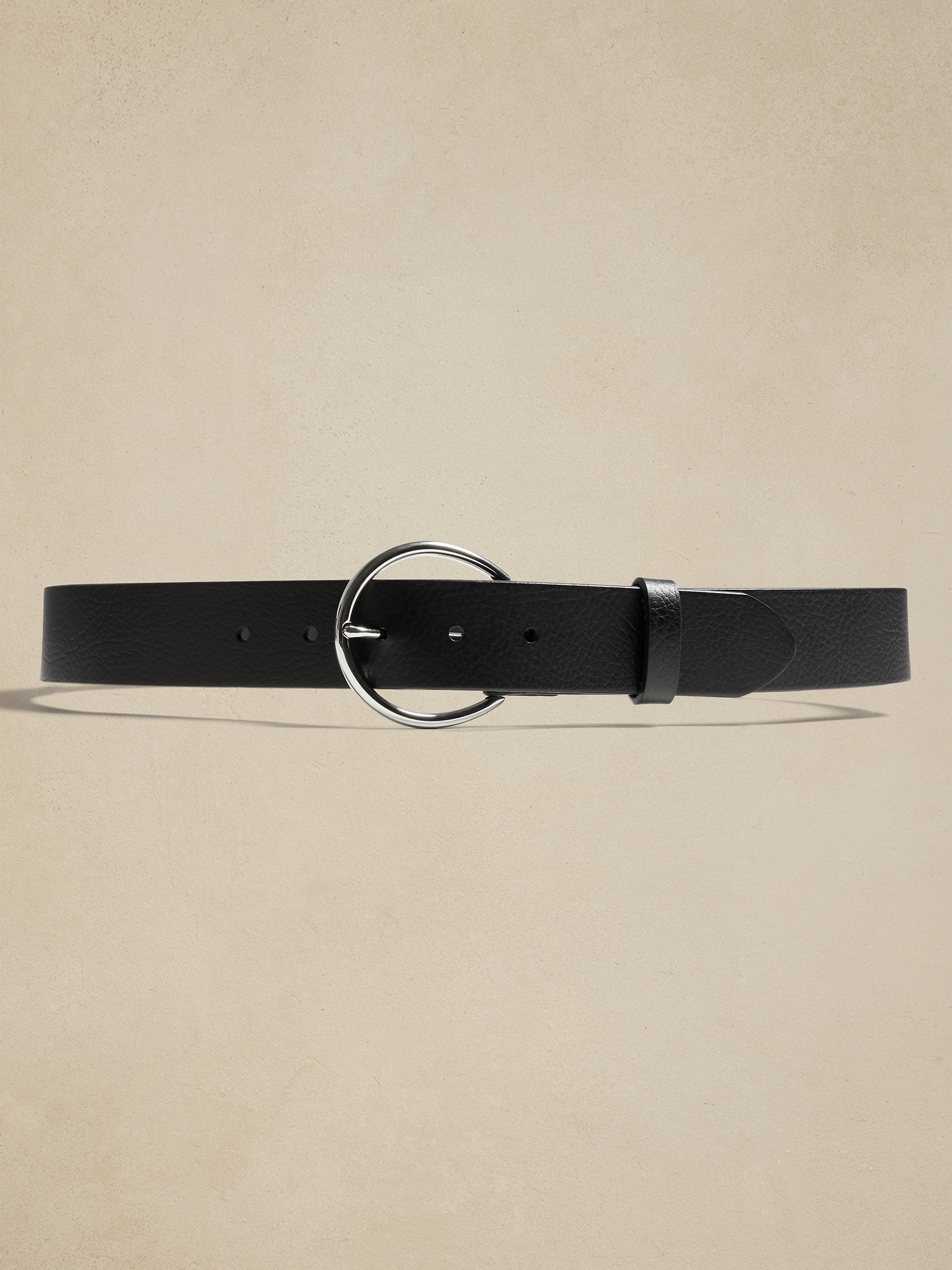 Pebbled Leather Round Buckle Belt