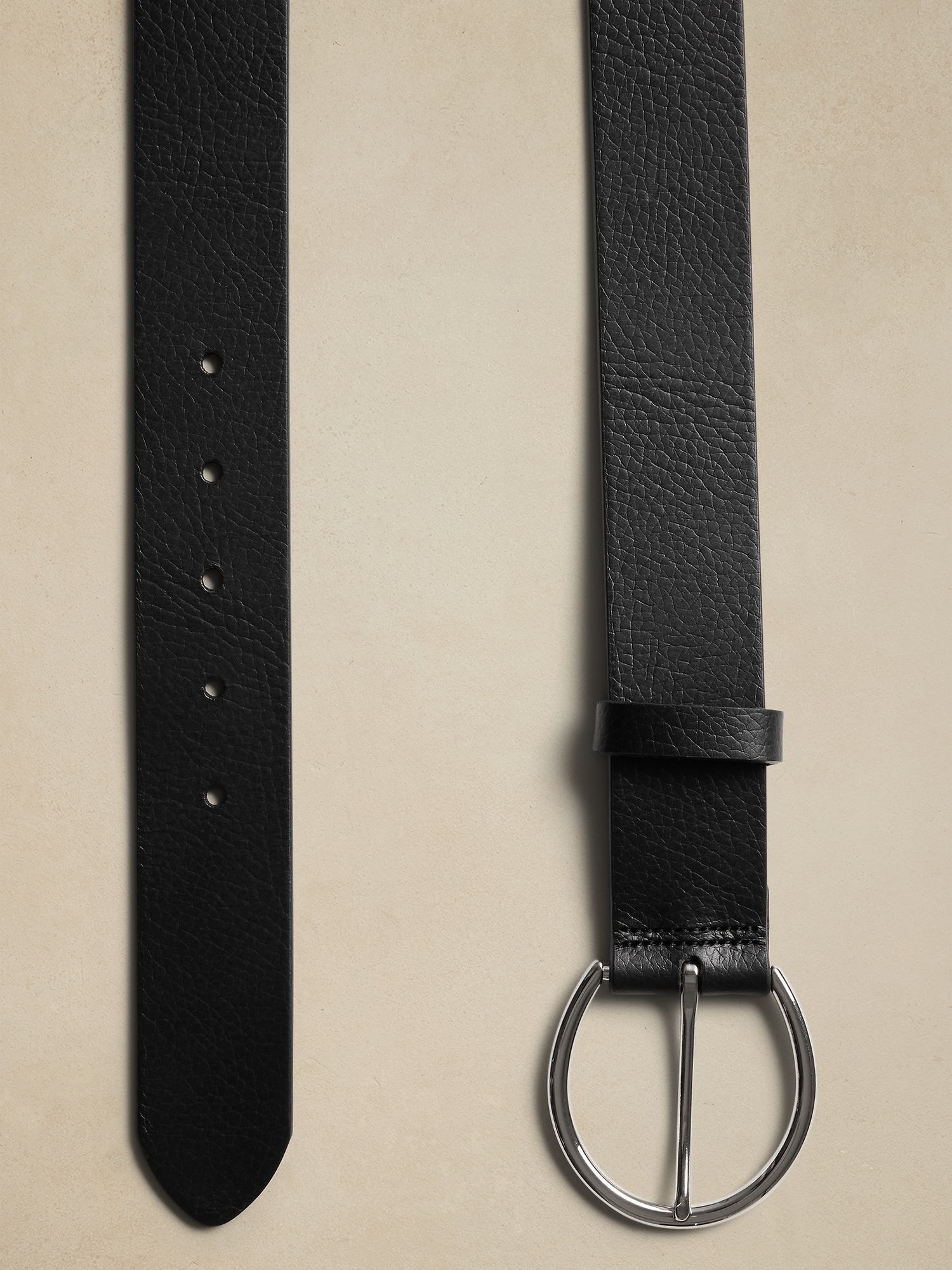 Pebbled Leather Round Buckle Belt