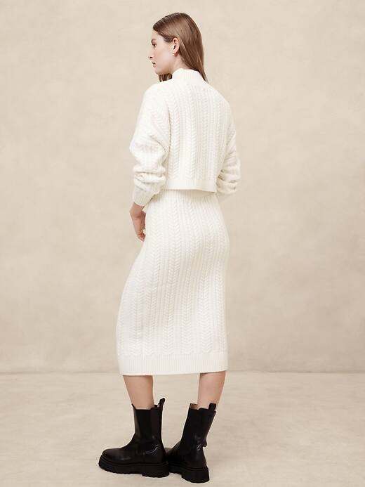 ★ ★ Women's High Rise Sweater Midi Skirt J22509 Cable Midi Sweater Skirt | Banana Republic Factory