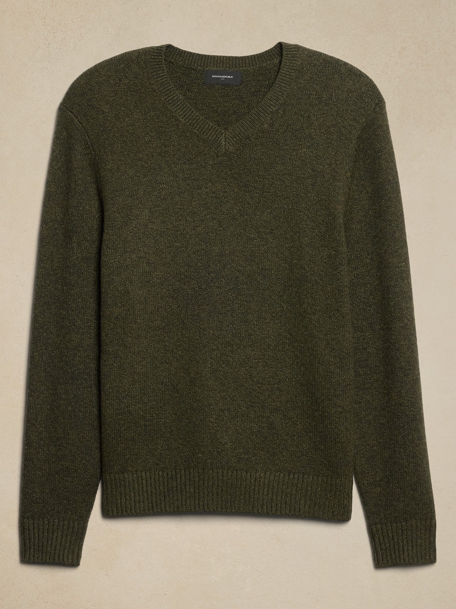 Banana republic men's v neck sweater hotsell