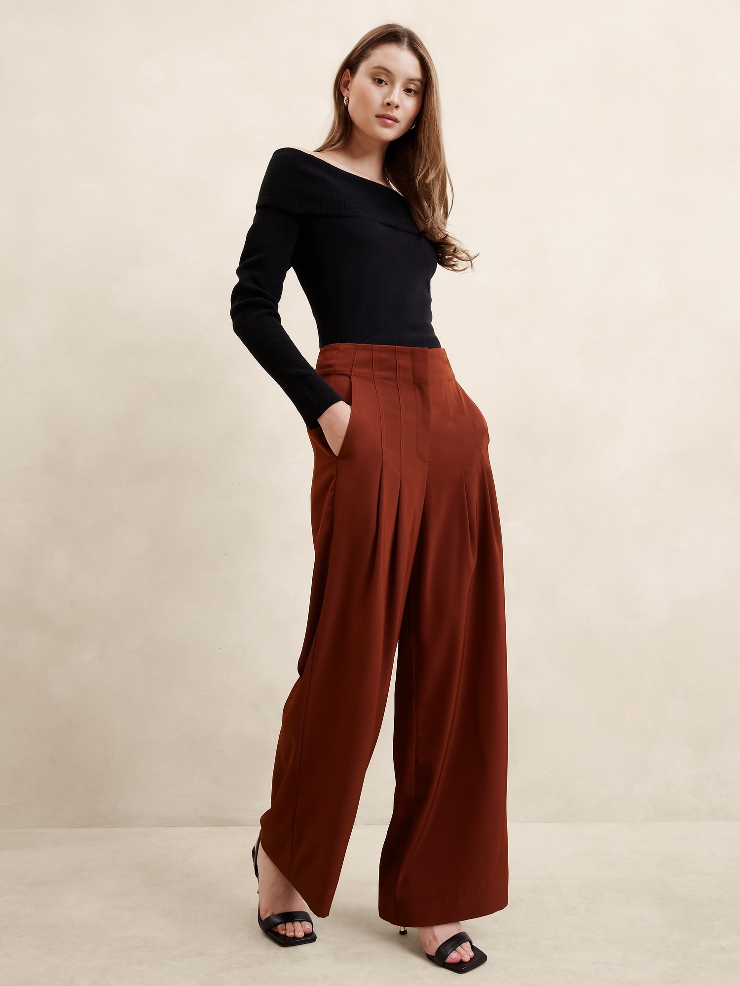 Ultra High-Rise Wide-Leg Pant