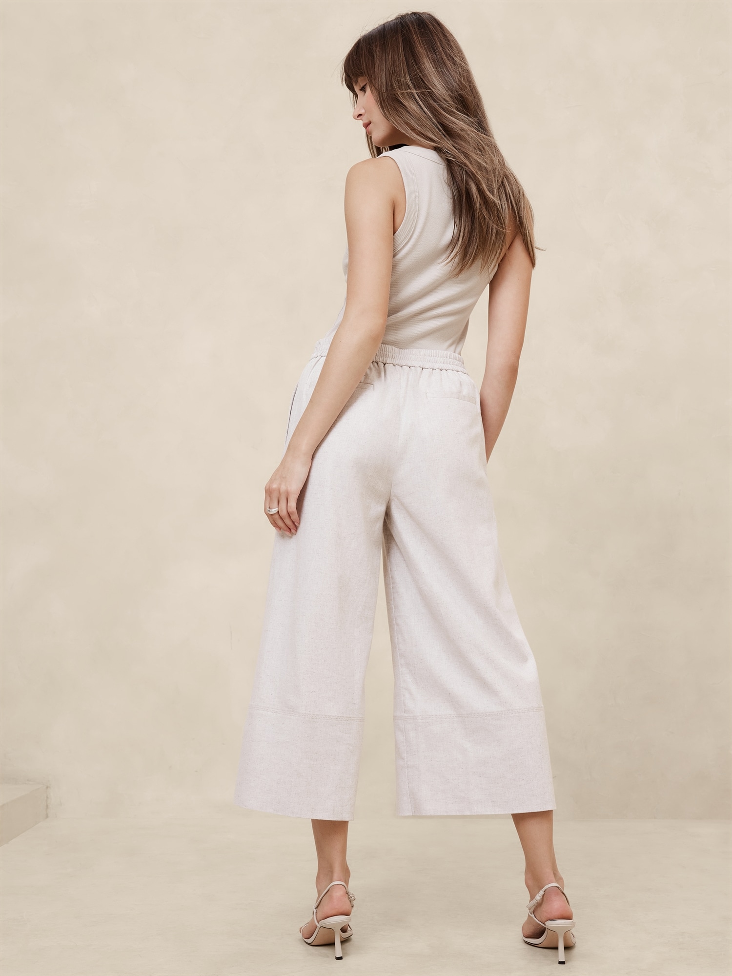 Linen-Blend Wide-Leg Cropped Pull-On Pant