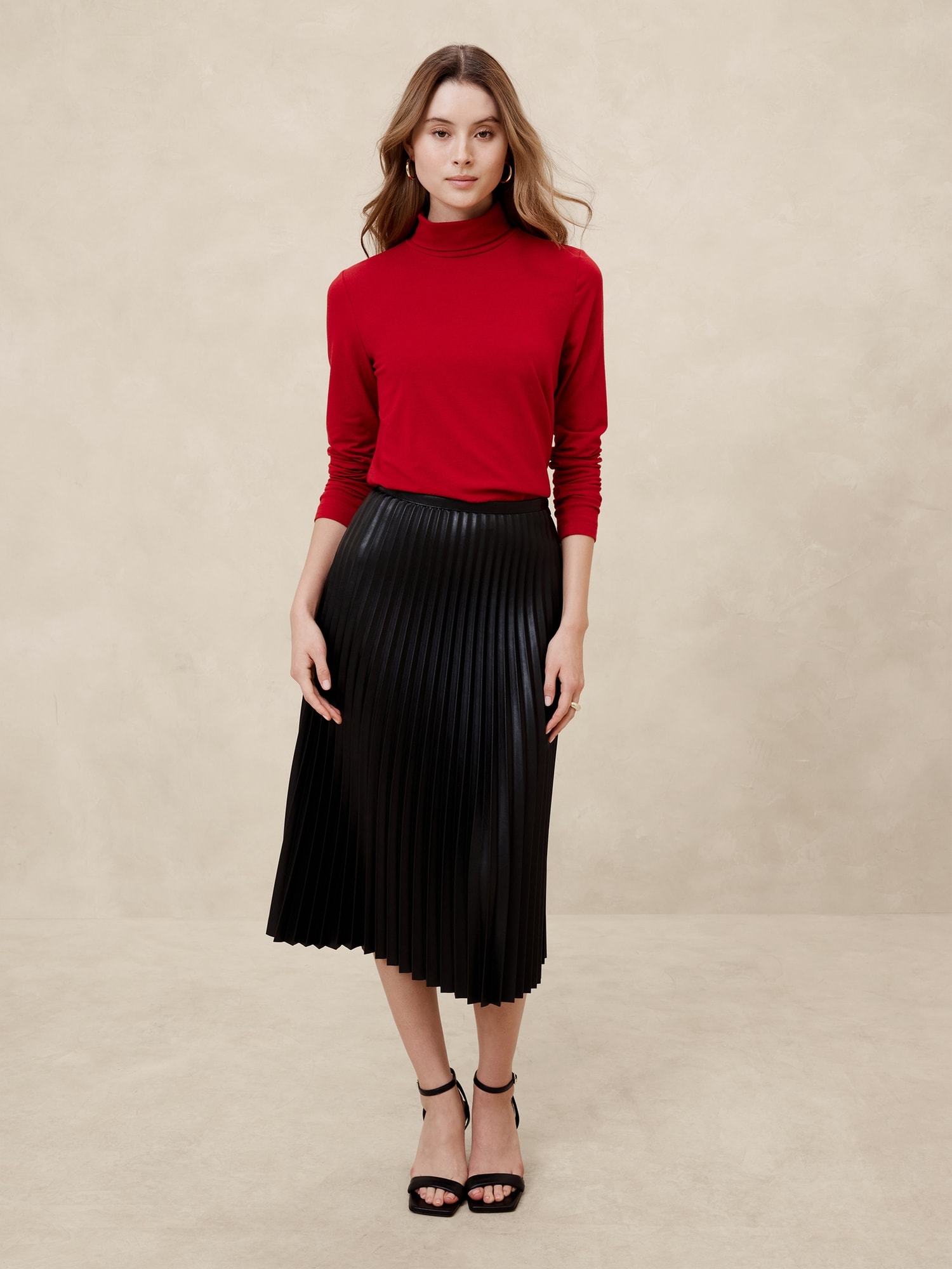 Timeless Turtleneck Top