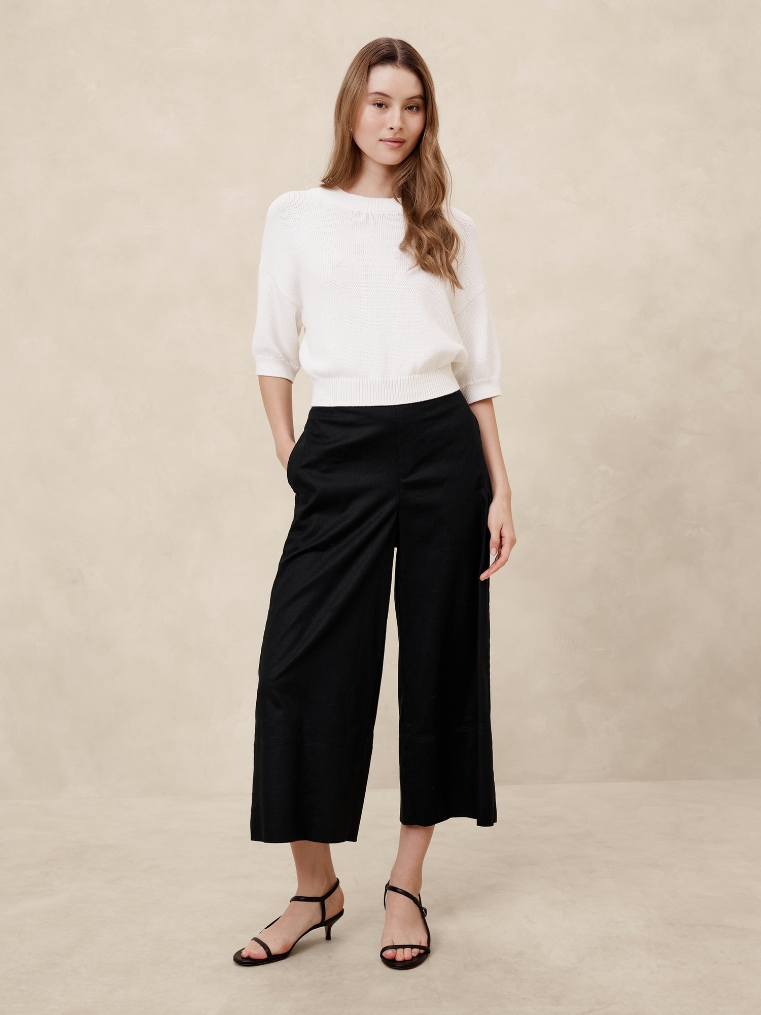 Linen-Blend Easy Wide-Leg Cropped Pant