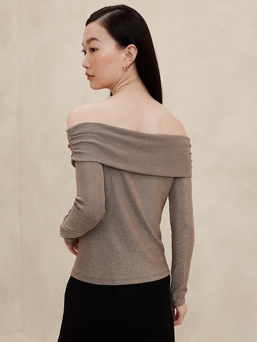 トップス JK like power shoulder tops JK like power shoulder tops