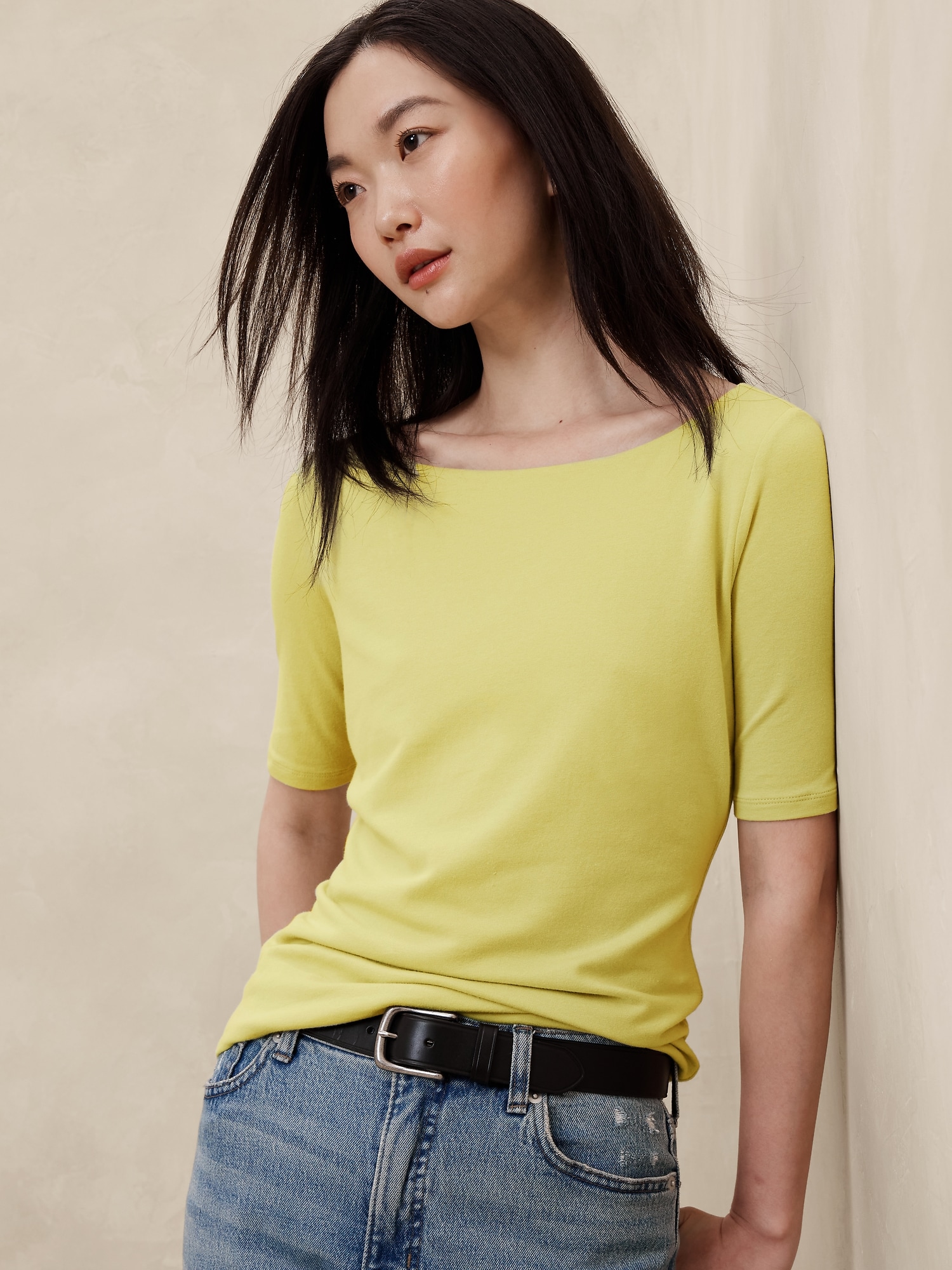 Soft Stretch Elbow-Sleeve Top - Green