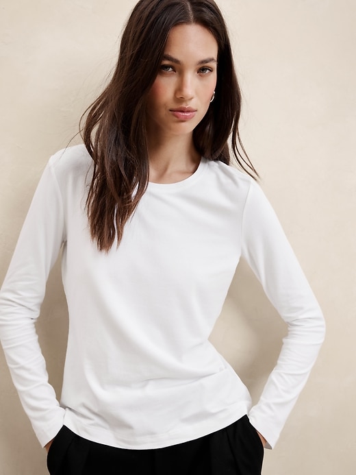 Timeless Long-Sleeve Crew-Neck T-Shirt
