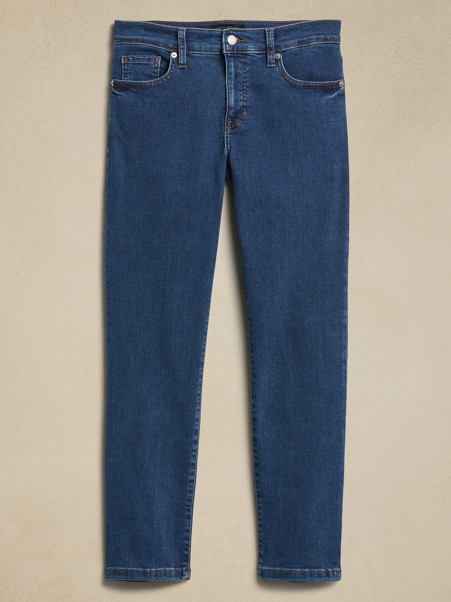 Mid-Rise Slim Jean